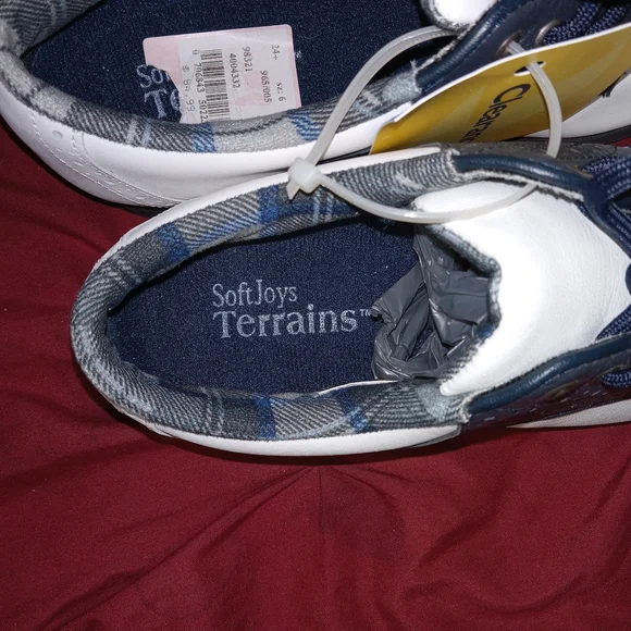 Footjoy Softjoy Terrains Shoes Womens Size 6 Golf Shoes With Spikes NWT Cushion - Picture 8 of 15